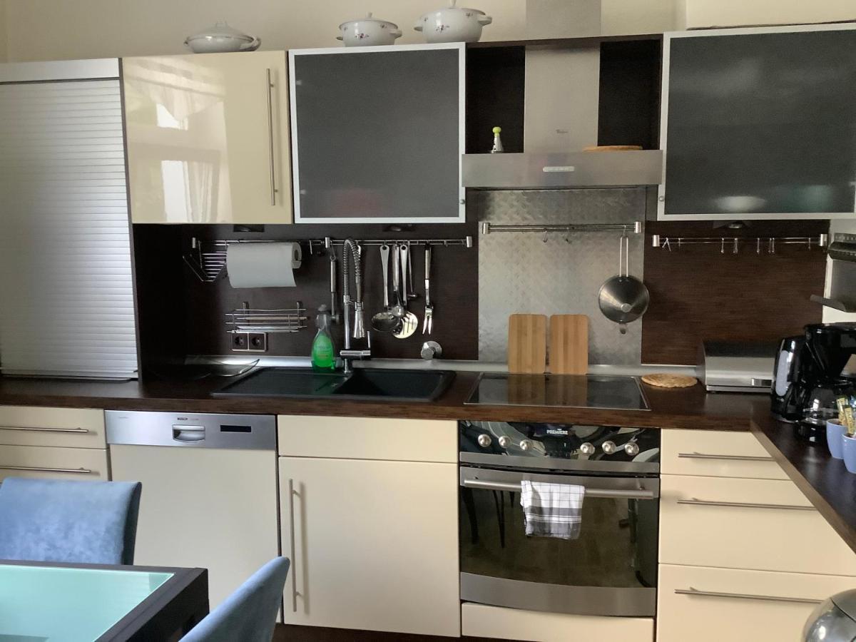 Neu Renoviert 2025! 4Zimmer 8 Einzelbetten Ferienwohnung Zeche Zollverein Essen Dış mekan fotoğraf