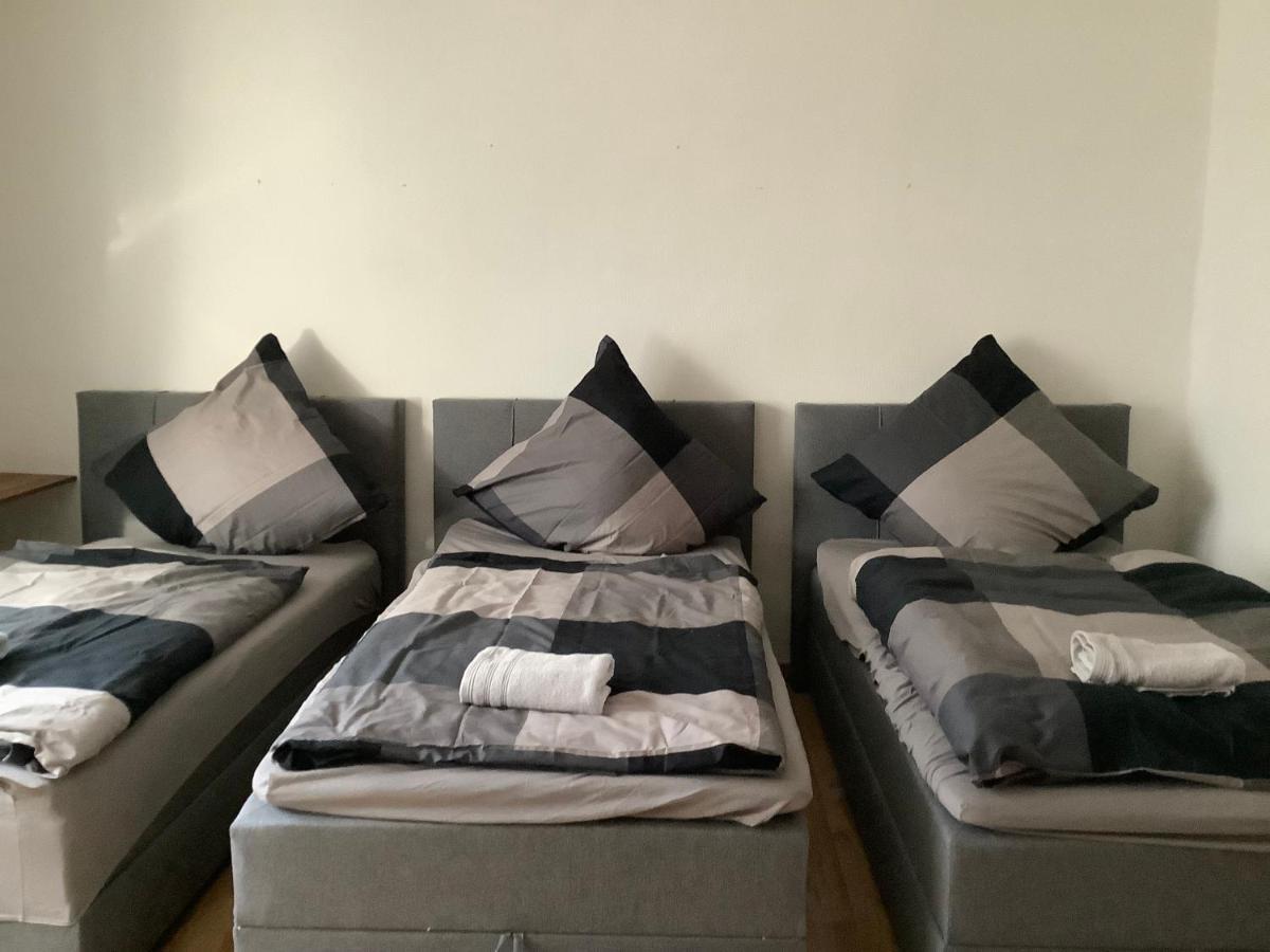 Neu Renoviert 2025! 4Zimmer 8 Einzelbetten Ferienwohnung Zeche Zollverein Essen Dış mekan fotoğraf