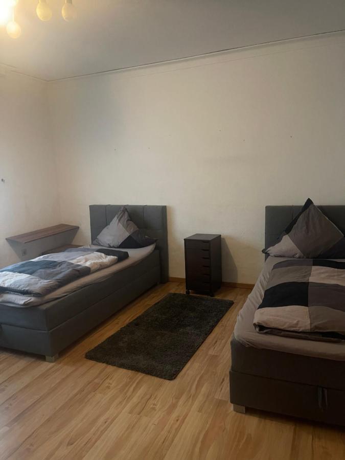 Neu Renoviert 2025! 4Zimmer 8 Einzelbetten Ferienwohnung Zeche Zollverein Essen Dış mekan fotoğraf