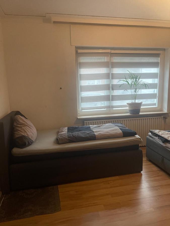 Neu Renoviert 2025! 4Zimmer 8 Einzelbetten Ferienwohnung Zeche Zollverein Essen Dış mekan fotoğraf